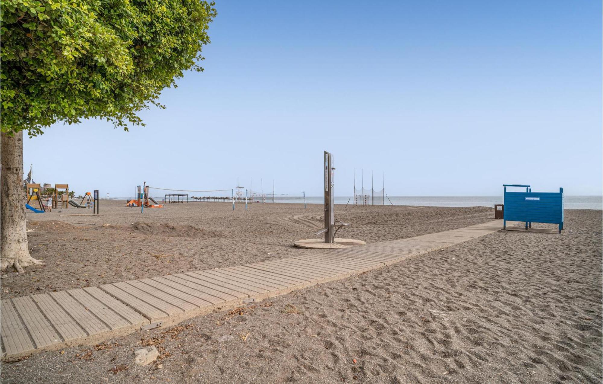 Nice Home In Velez-Malaga With Wifi Exteriör bild